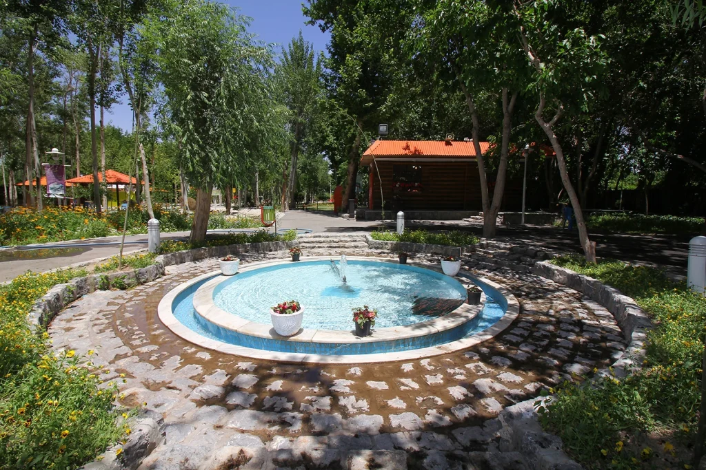 پارک باغ نوش، از بهترین پارک های اصفهان