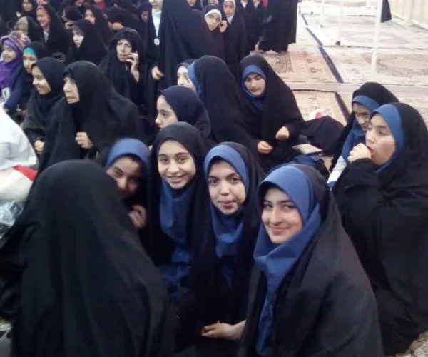 دبیرستان غیرانتفاعی دخترانه درالقران، از بهترین دبیرستان های غیرانتفاعی دخترانه اصفهان