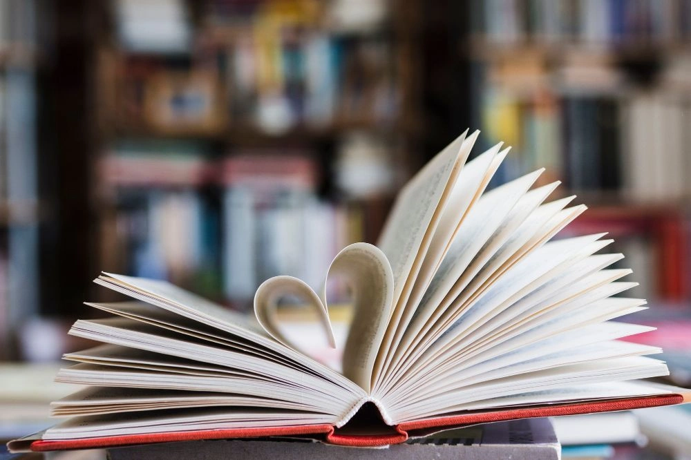 کتاب فروشی مشعل