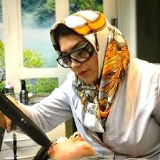 دکتر راضیه ایرجی بهترین متخصص پوست و زیبایی اصفهان