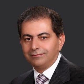 دکتر سعید مرندی معروف ترین دکتر پوست اصفهان