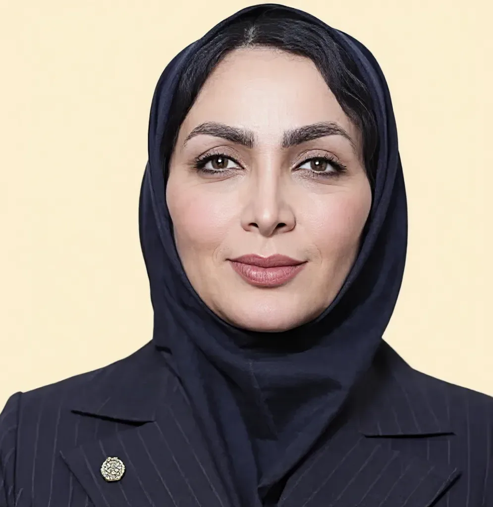 مریم پارسا ، متخصص دعاوی ملکی در اصفهان