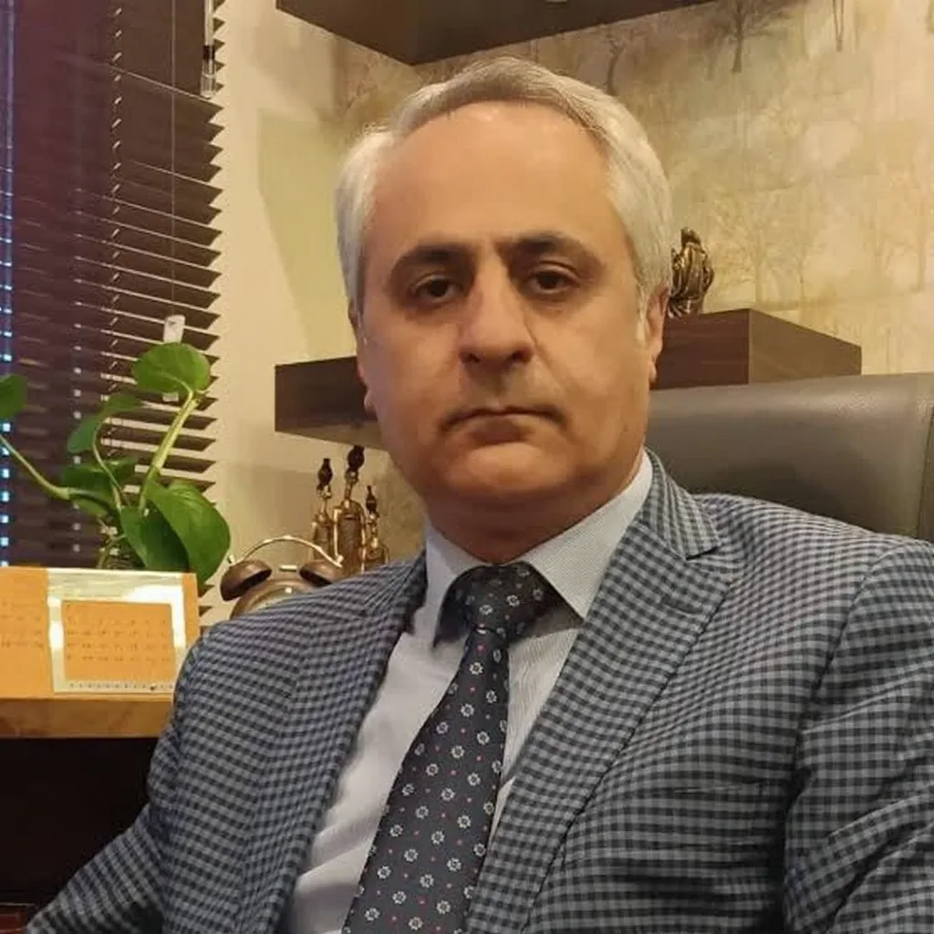 بابک خشایاری ، بهترین مشاور حقوقی اصفهان